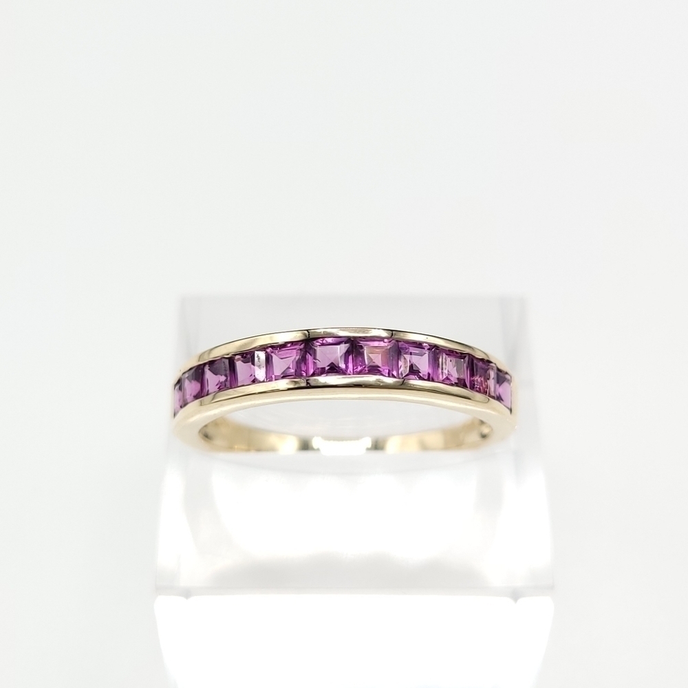 10k purple garnet ring